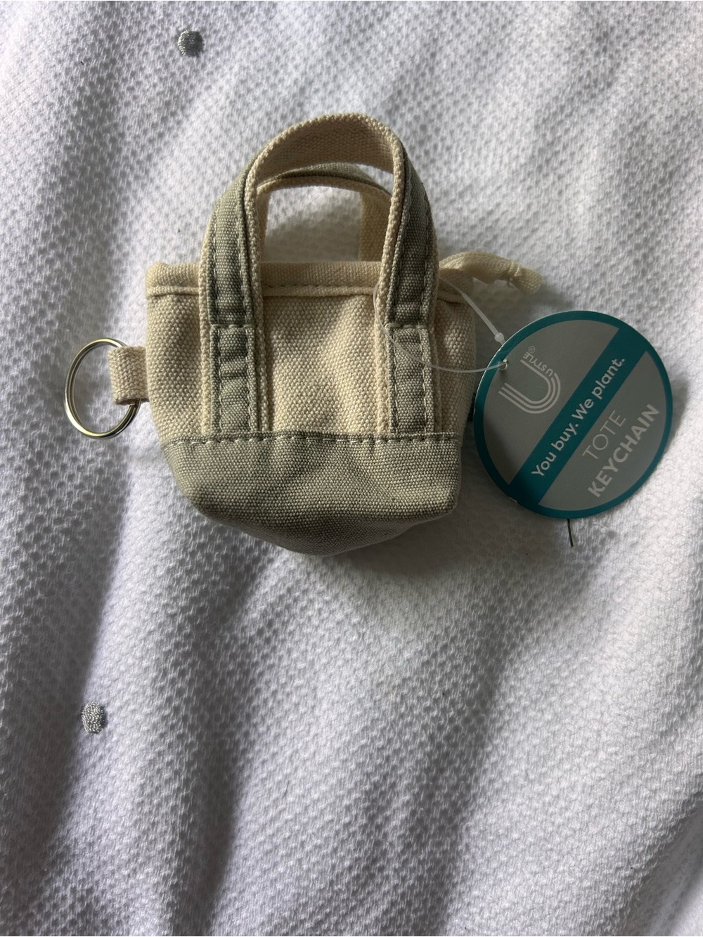 Mini Tote Keychain in Cream and Tan – Eco-Friendly Accent